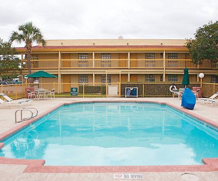 Готель La Quinta San Antonio Vance Jackson #710 Зручності фото